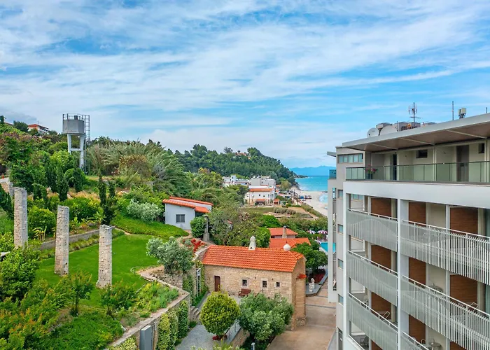 Kallithea (Chalkidiki) Dog Friendly Lodging and Hotels
