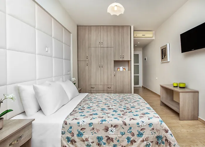 Anna Family Aparthotel Pefkochori